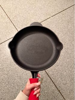 3 Set Cast Iron Pans with Handle Protector