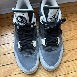 Jordan 4 Fears (Size 14)