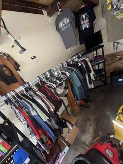 MEN’S & WOMEN’S CLOTHING 👕🔥 VERIFIED SELLER — MOVING SALE
