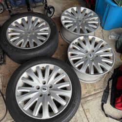 17inch Ford Rims 5x114.3 