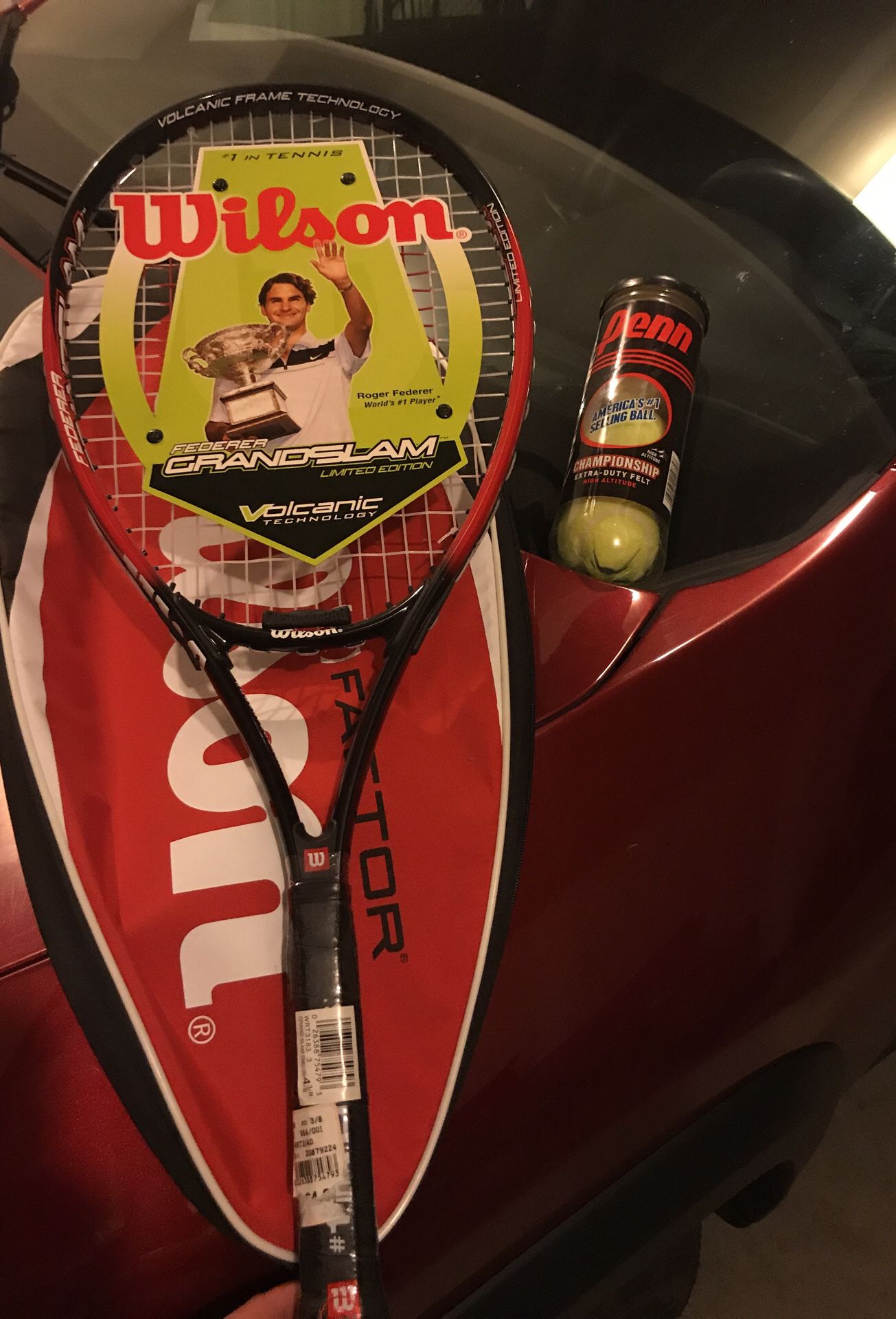 Wilson Tennis Racket and balls - Brand new! Limited Edition