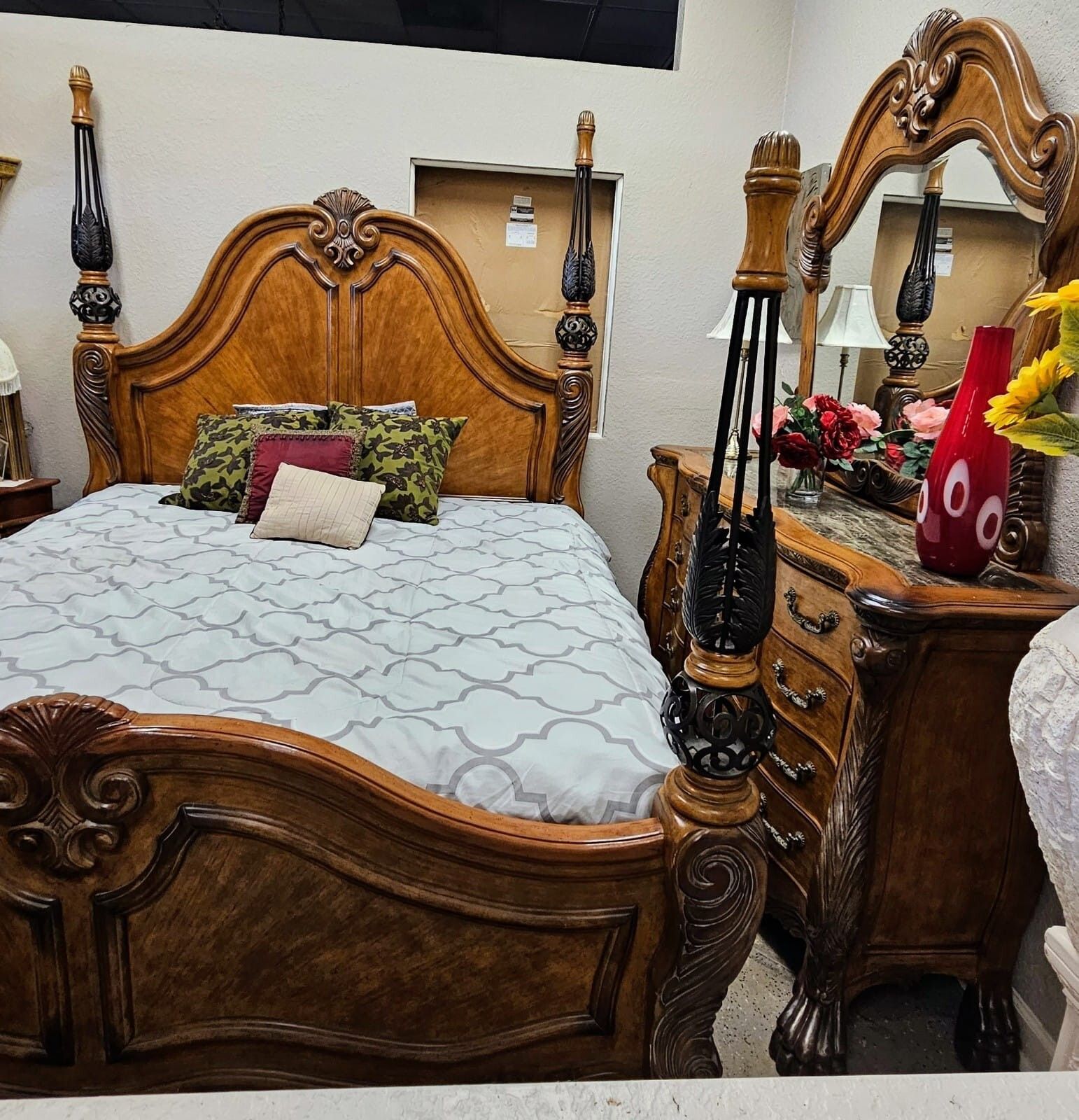 Michael Amini Paradisio Bedroom Set