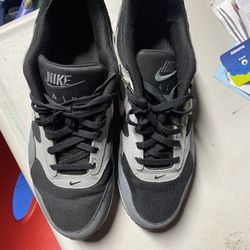 Nike Air Max 