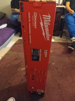 BRAND NEW!! MILWAUKEE ROCKET TOWER LIGHT