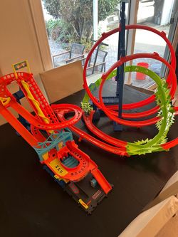 Hot Wheels Track Set