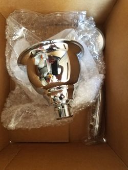 Moen banbury 82910 shower head