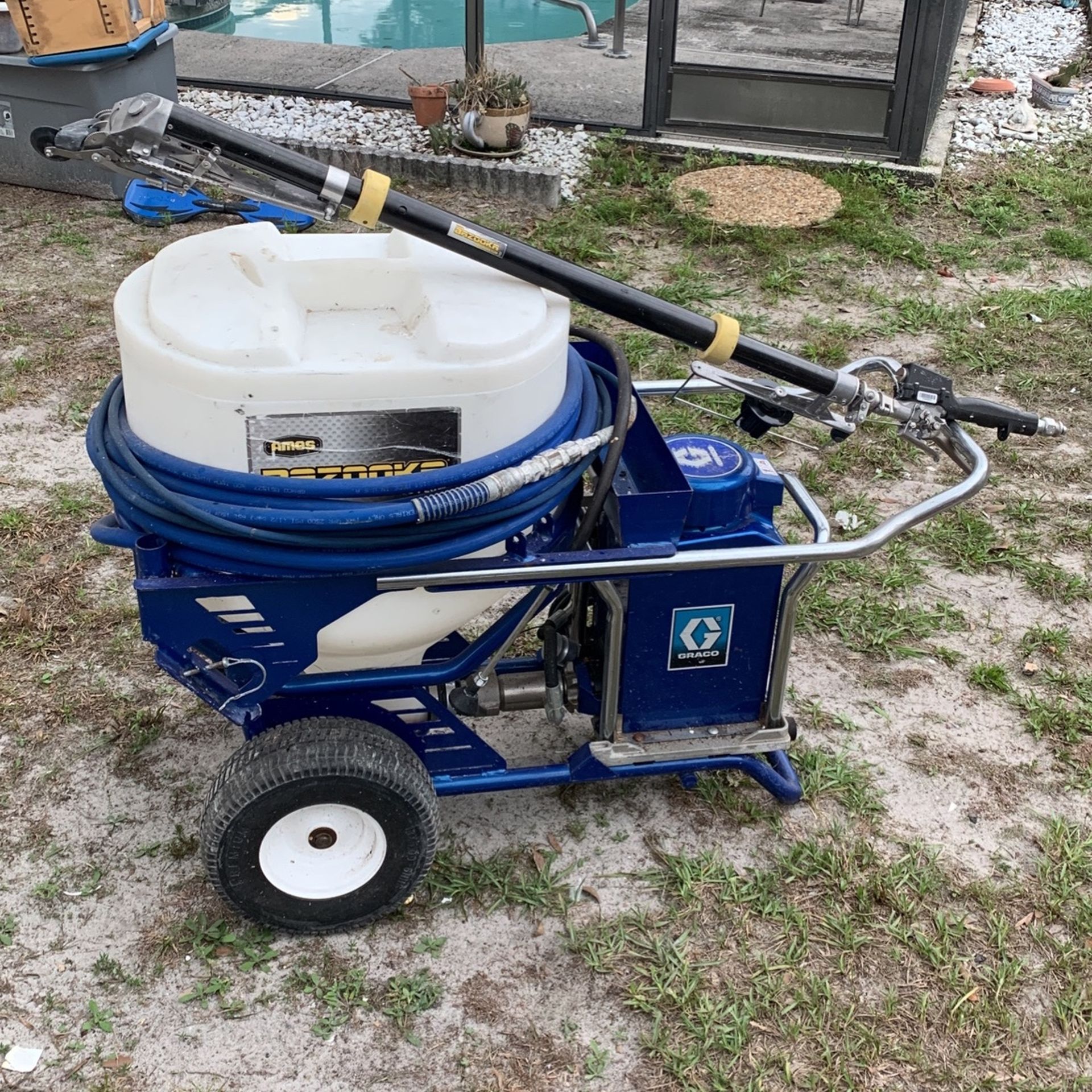 Bazooka Drywall Machine