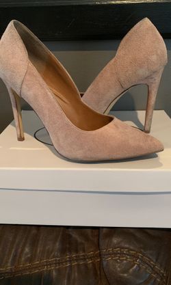 Size 7 nude pumps