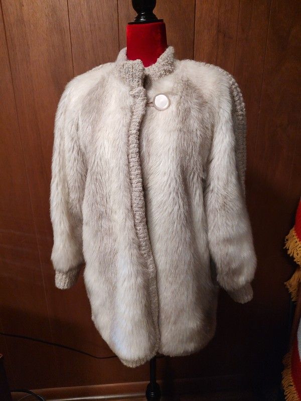 Vintage D'Espririt D&P Faux Fur Jacket Knit Collar,Cuffs & Accents Size 10