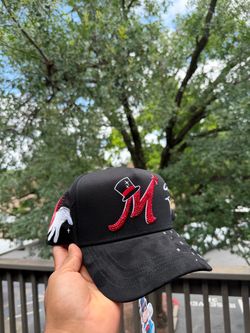 31 Hats Mago roja 🪄