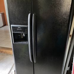 KENMORE refrigerator 
