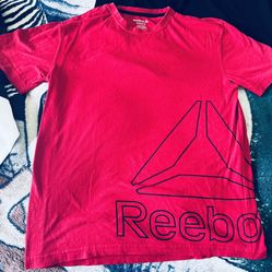 🔴Dark Red Reebok Shirt🟥