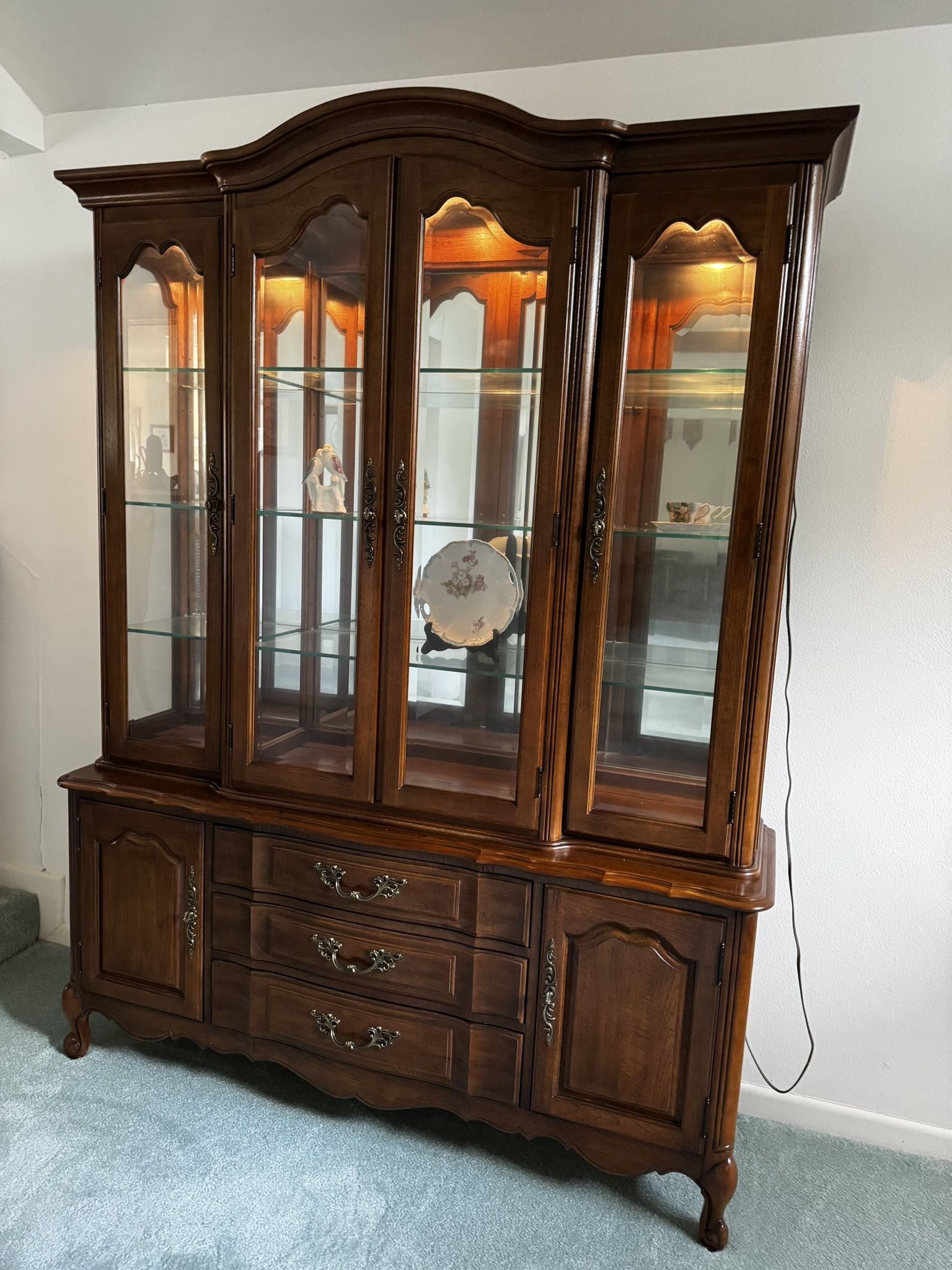 Thomasville China Cabinet, Lights With Dimmer, 2 Pieces
