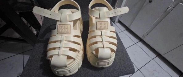 Miu Miu
