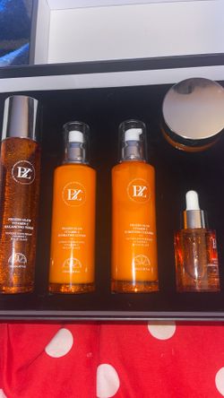 Below Zero vitamin C skin kit