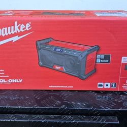 Milwaukee M18 Radio