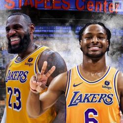 Lakers ENTIRE 2025-26 Season Ticket Package NOT INDIVIDUAL GAMES 
