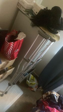 Crutches for someone who is around 6 feet