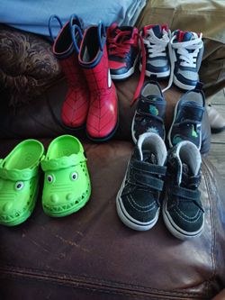 Zapatos de niño
