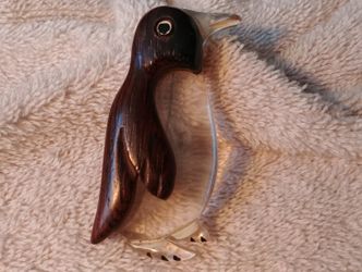 Rare Vintage Lucite Penguin Brooch #333