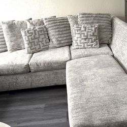 Great Deal! Gray Sectional, Just Needs Minor Fix