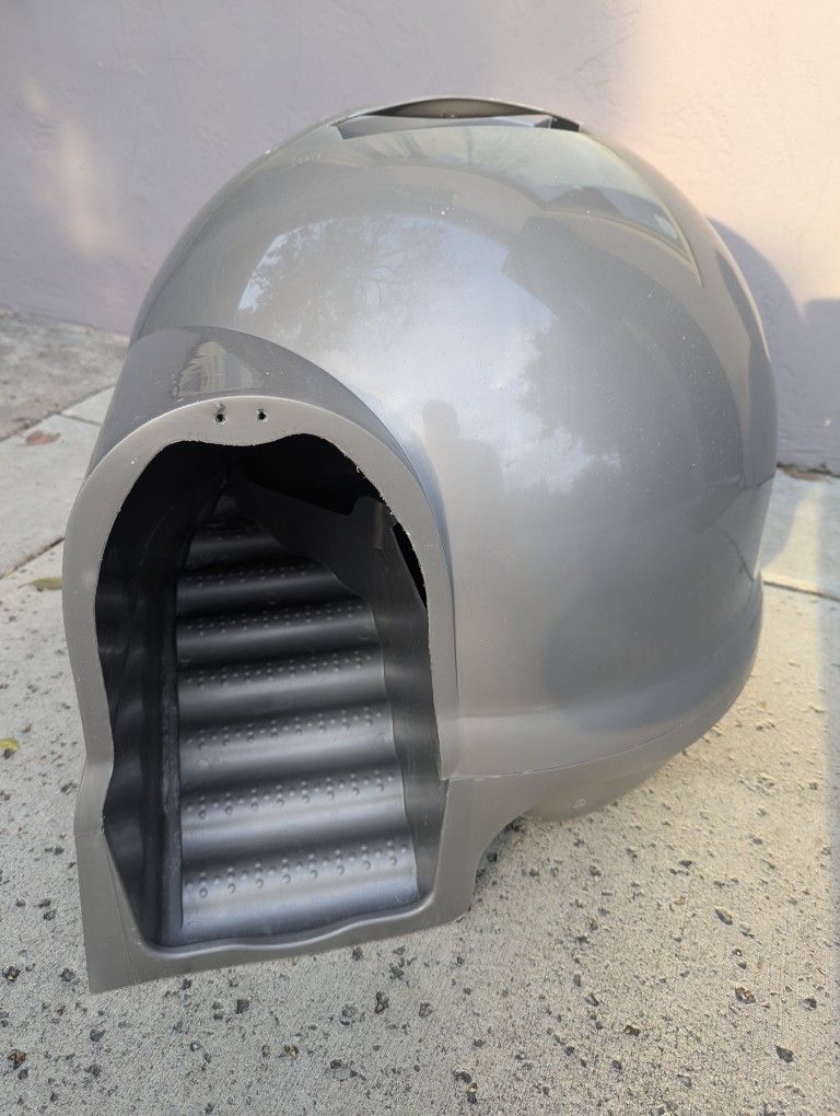 Dome Cat Litter Box