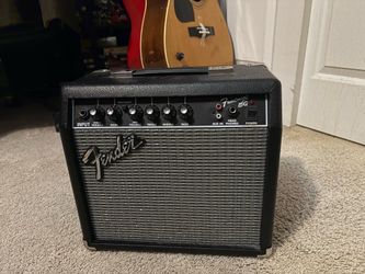 Small Fender Beginner Amp