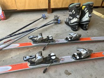 Dynastar S9 Skis With Bindings/boots