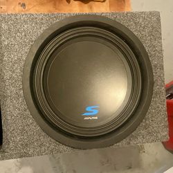 Alpine 12” Subwoofer S-W12D4 with box