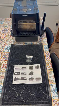 $35 Brand new xl cat litter box