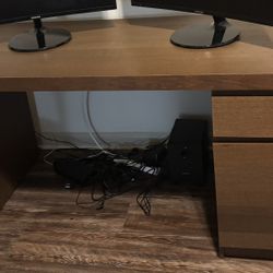 IKEA MALM Desk