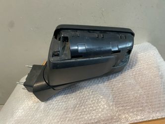 (contact info removed)5 Chevy Silverado Right door mirror