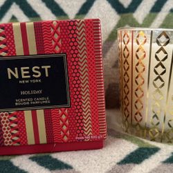 NEST New York Fragrances Holiday Limited 3- Wick Scented Candle 21.1 oz 600g