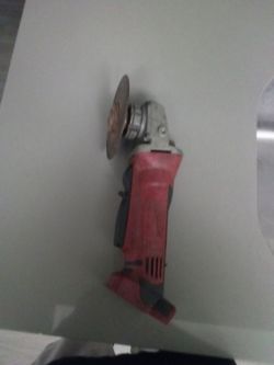 Cutoff/grinder m18 v Milwaukee