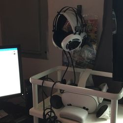 2 Gaming Headsets