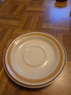 Vintage Hearthside stoneware saucer
