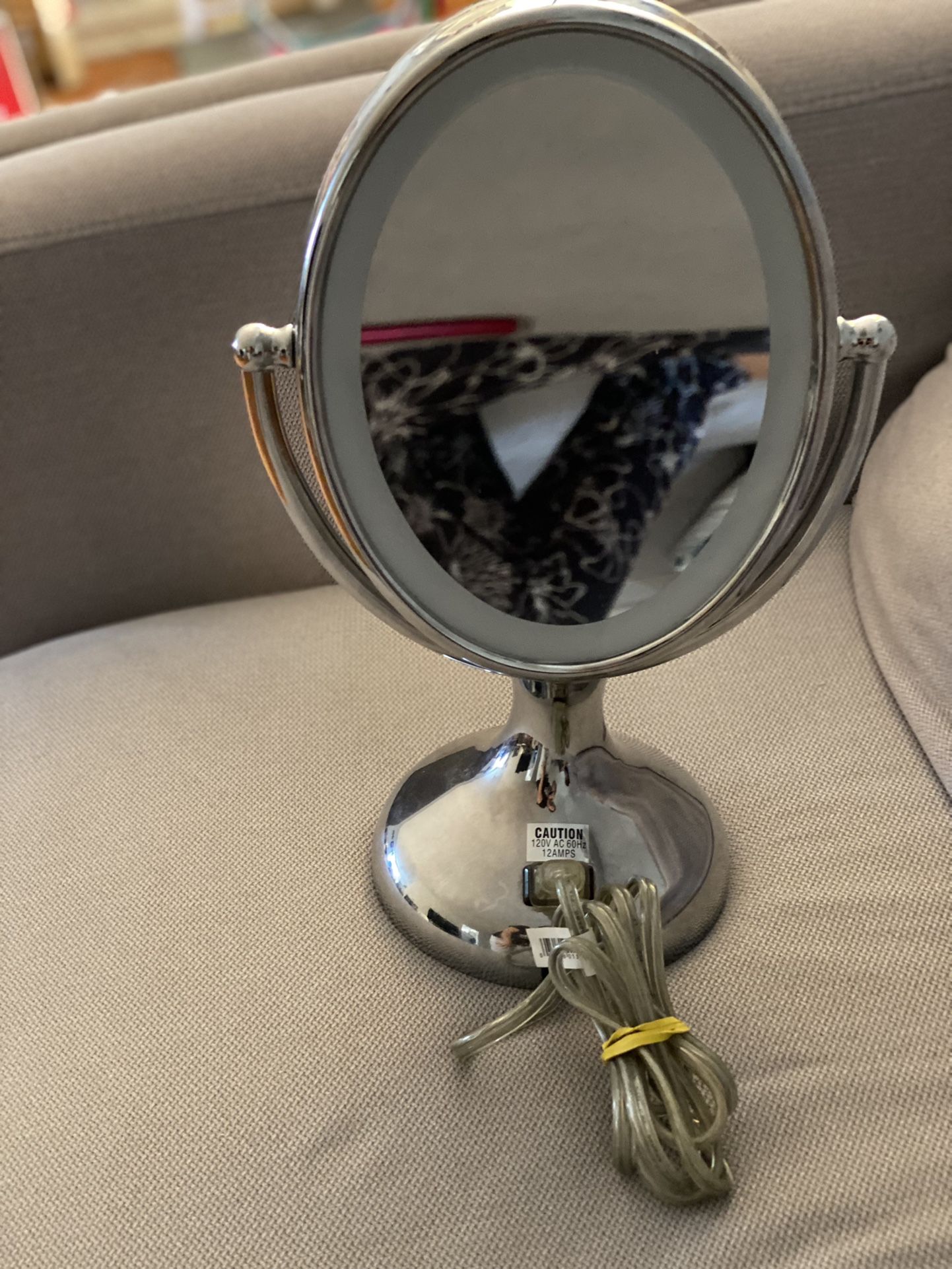 Conair Double Sided Lighted Mirror. 