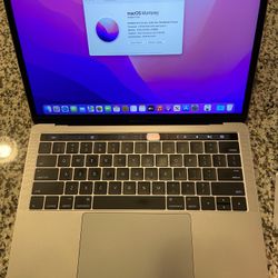 2016 MacBook Pro 13-inch Four Thunderbolt 3 Ports 8gb Ram 2.9ghz i5 Processor 500gb Ssd Touchbar