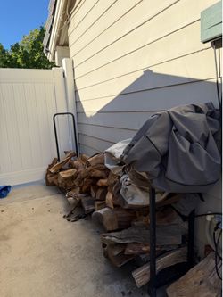 Wood rack