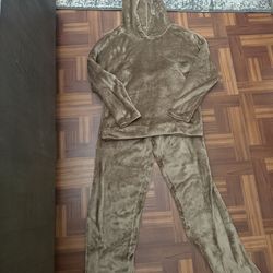 Women’s set no tags, but size small