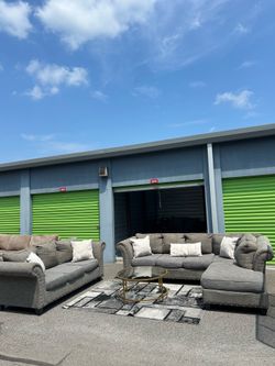 Gray 4-Piece Living Room Set – Sectional, Loveseat & Chaise (Delivery)