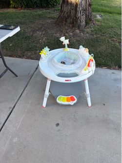 Skip Hop Baby Stand