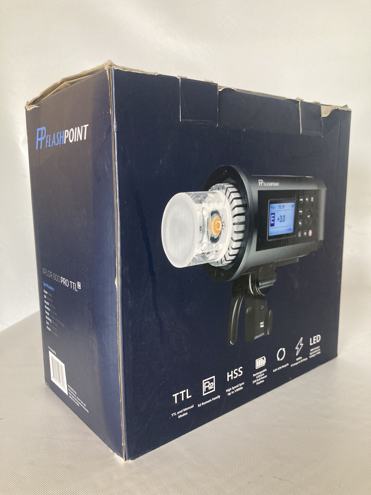 Flashpoint XPLOR 600 PRO TTL, Radio Receiver, Parapop 38”, Flashpoint C-Stand With Extras
