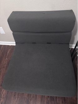 Pull out couch