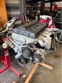 Toyota 18R-GEU Engine + W50 5-Speed Transmission