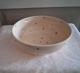 Temp-Tations Polka Dot Cream Background 10" Serving Bowl