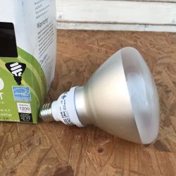 Fluorescent Flood Lamp bulb 23 watt