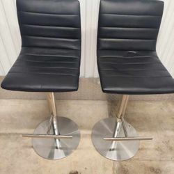 Bar Stools 