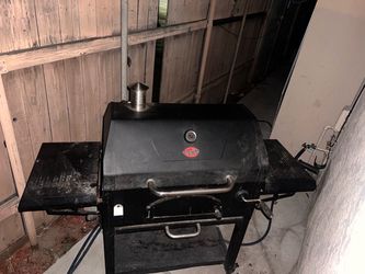 Bbq grill only use it 3 times moving out