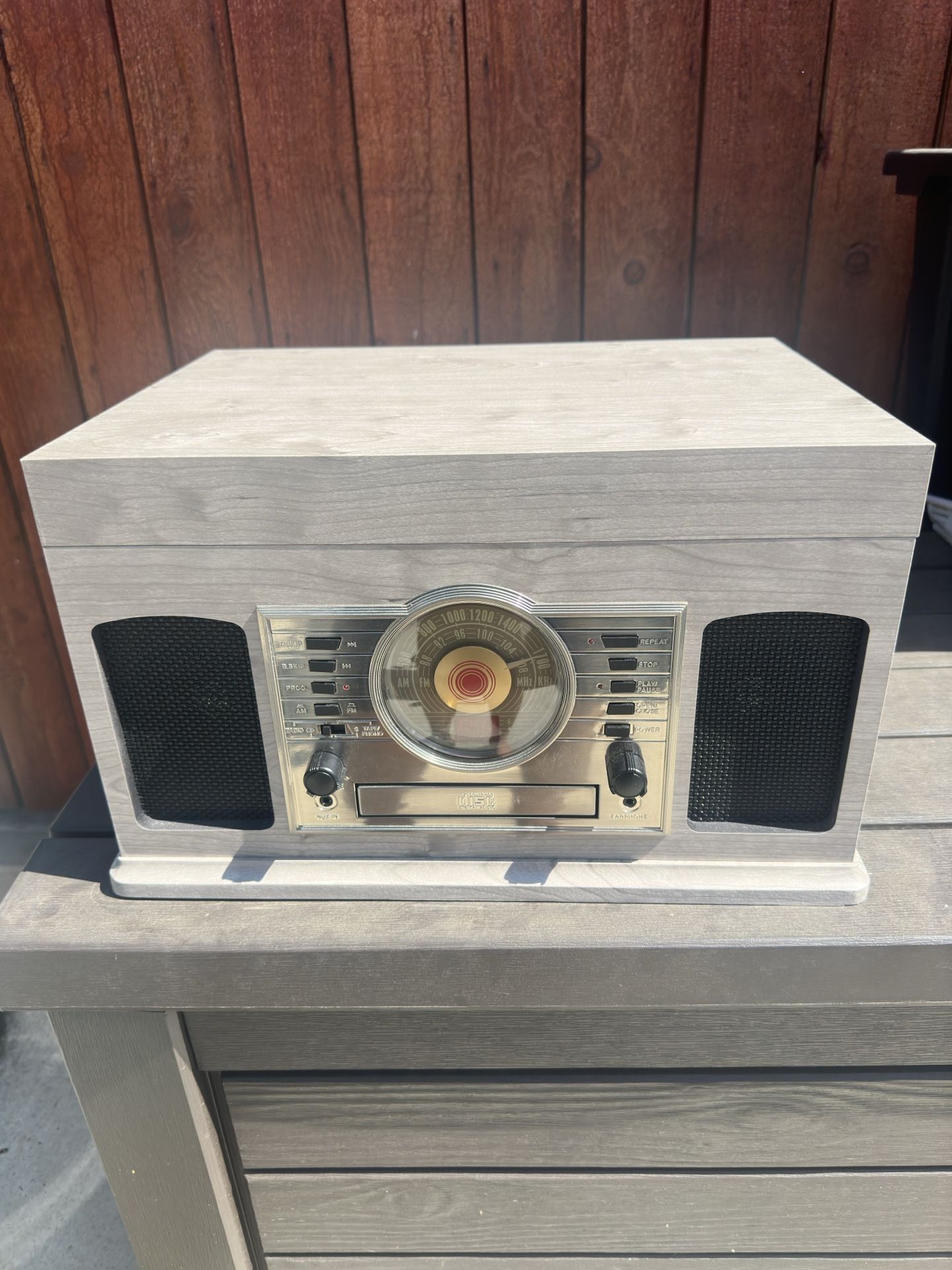 Crosley Record Player/radio/bluetooth